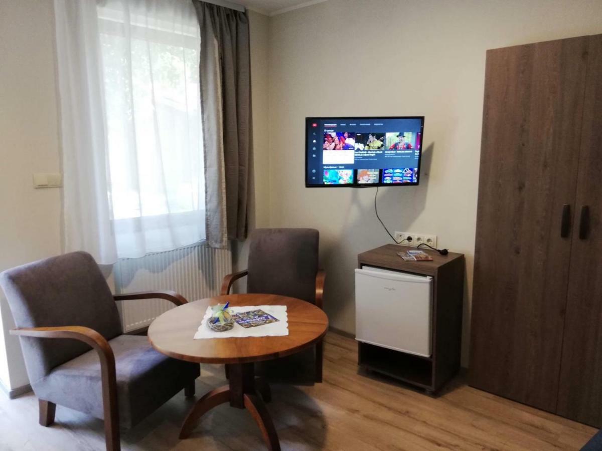 Doppelbettzimmer Apartment Brasov Ngoại thất bức ảnh