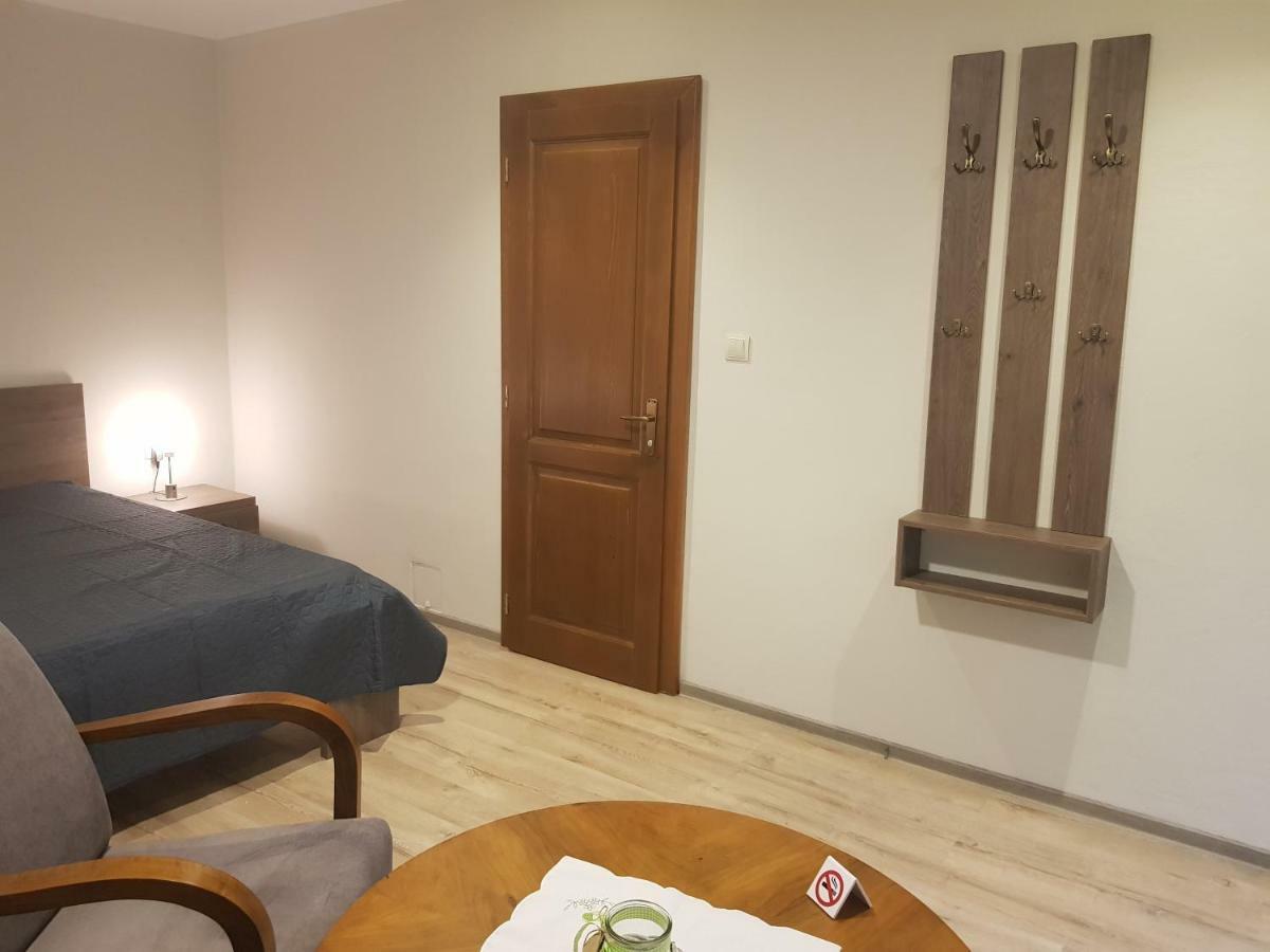 Doppelbettzimmer Apartment Brasov Ngoại thất bức ảnh