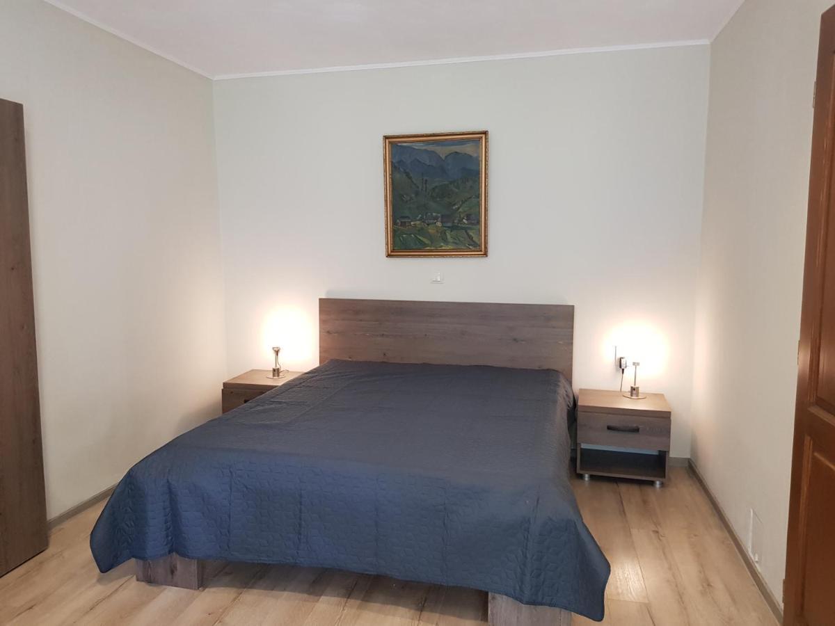 Doppelbettzimmer Apartment Brasov Ngoại thất bức ảnh